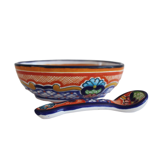 Salsera oval con cuchara