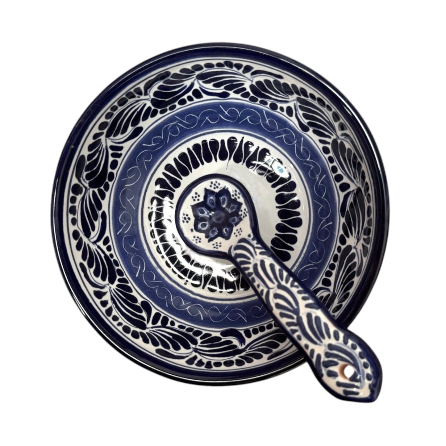 Molcajete con cuchara