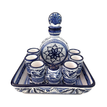 Set de botella redonda con tequileros en charola cuadrada